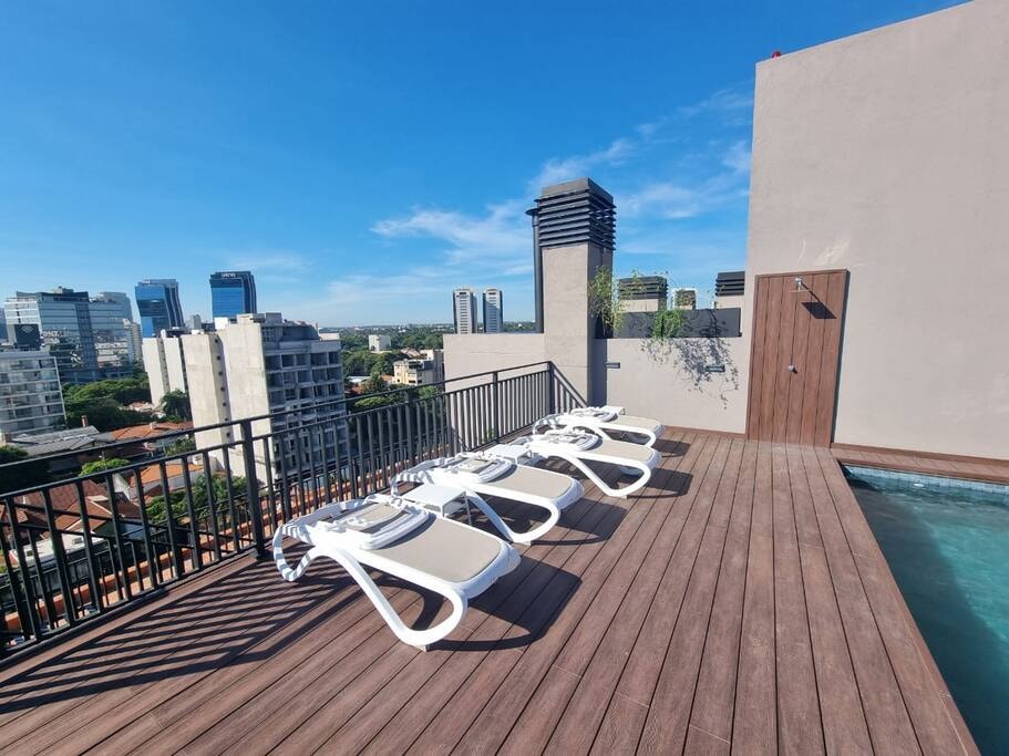 A estrenar a pasos del shopping 22 Meridian Executive Rentals