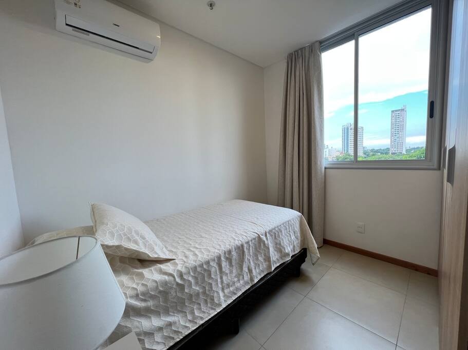  3 Meridian Executive Rentals