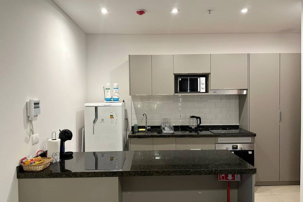  4 Meridian Executive Rentals