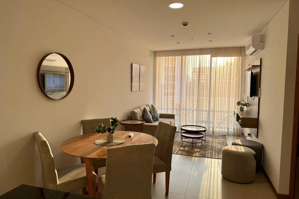  8 Meridian Executive Rentals