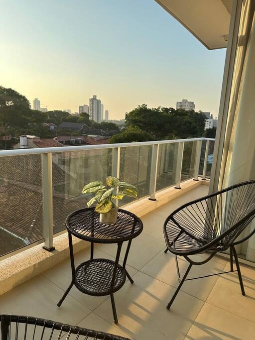  7 Meridian Executive Rentals