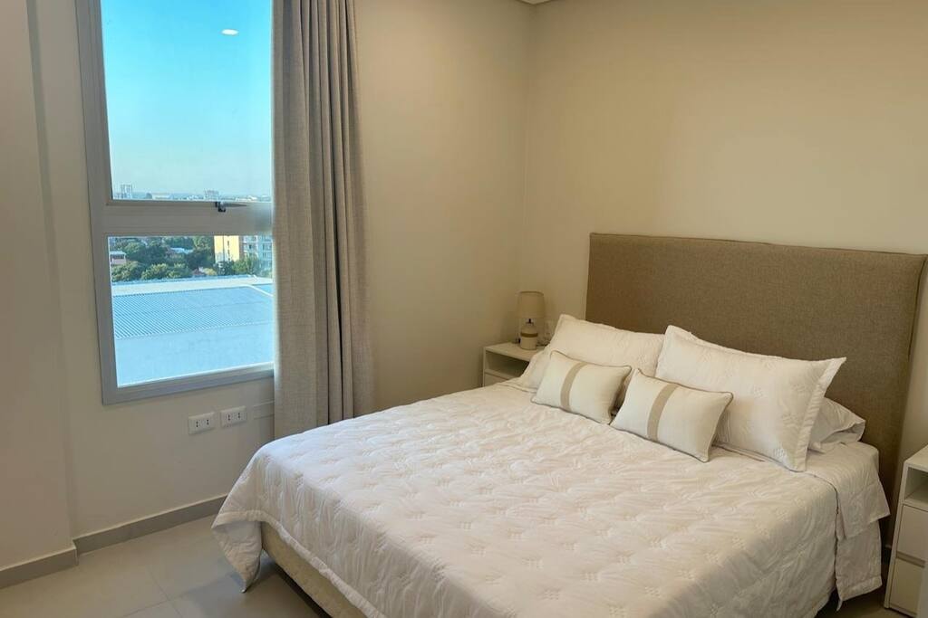  1 Meridian Executive Rentals