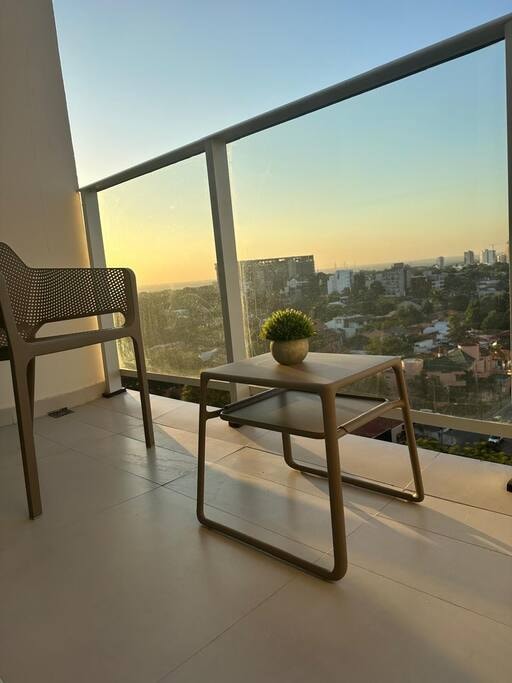  3 Meridian Executive Rentals