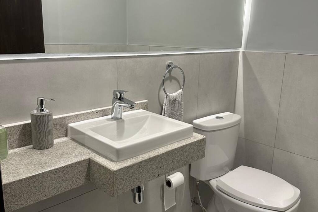  7 Meridian Executive Rentals