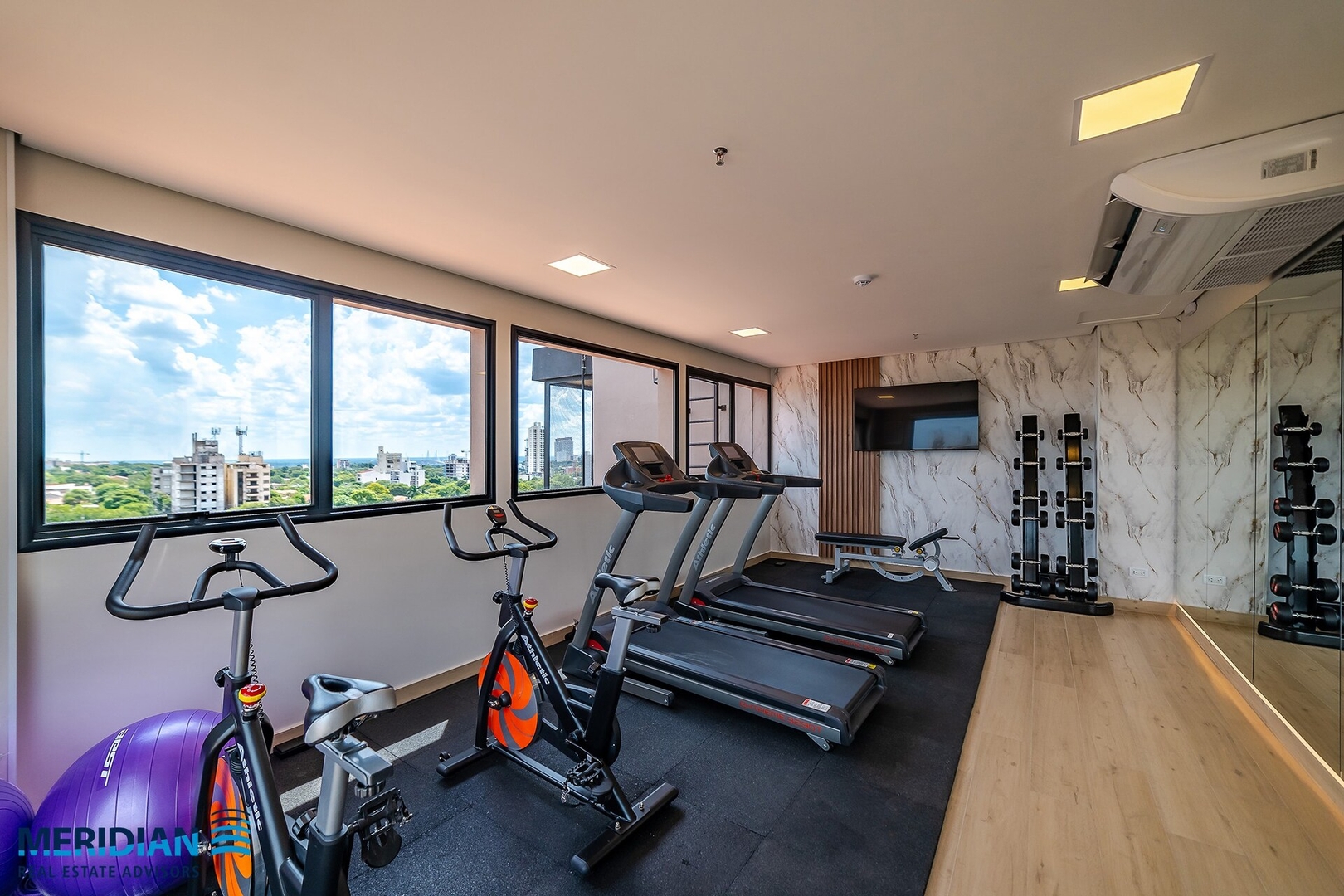 Dpto a estrenar a pasos del Shopping del Sol! 26 Meridian Executive Rentals