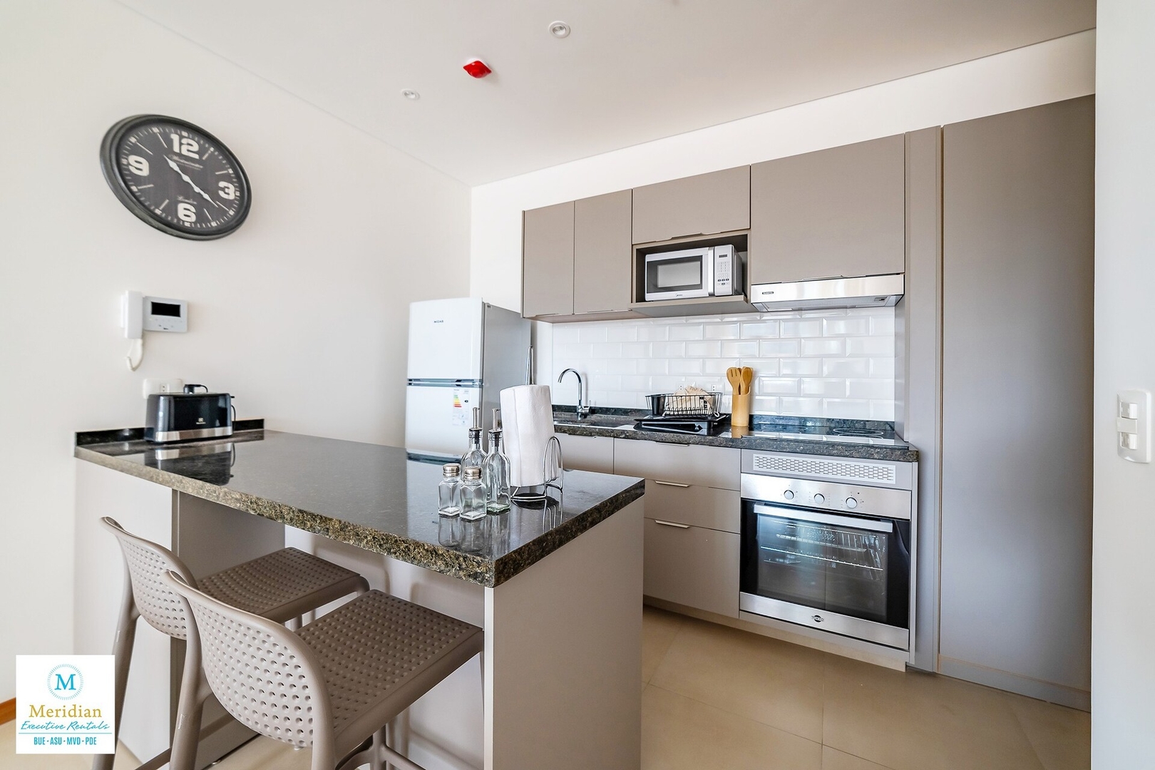  6 Meridian Executive Rentals