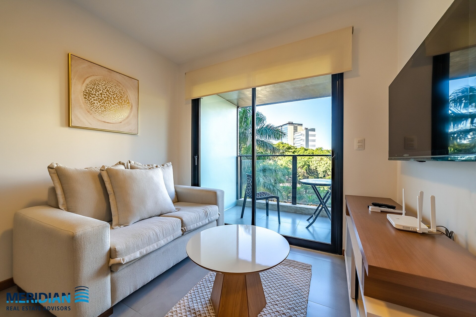 ¡A estrenar y a 30m del Shopping del Sol! 2 Meridian Executive Rentals