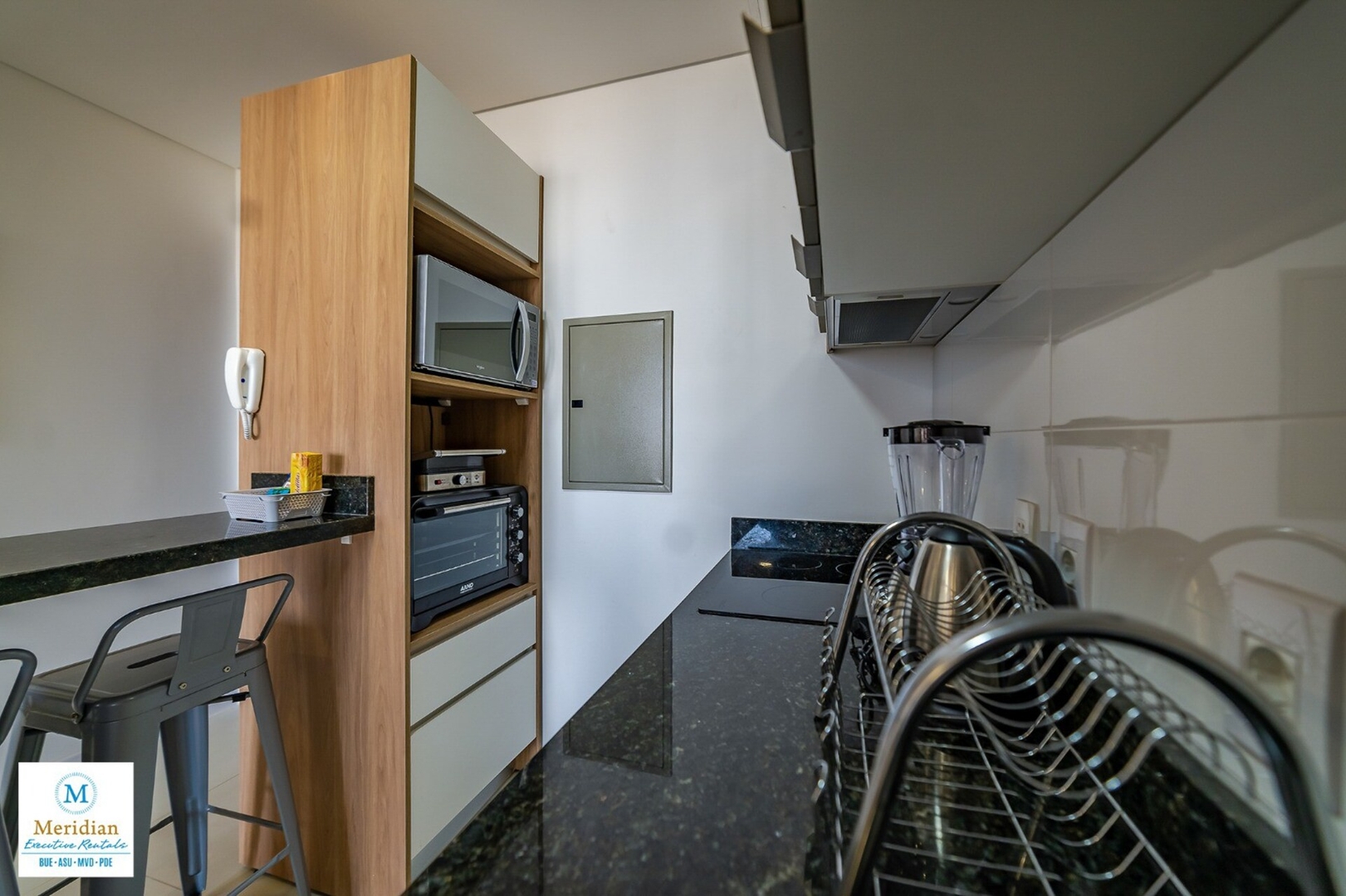 Great Studio 6 Meridian Executive Rentals