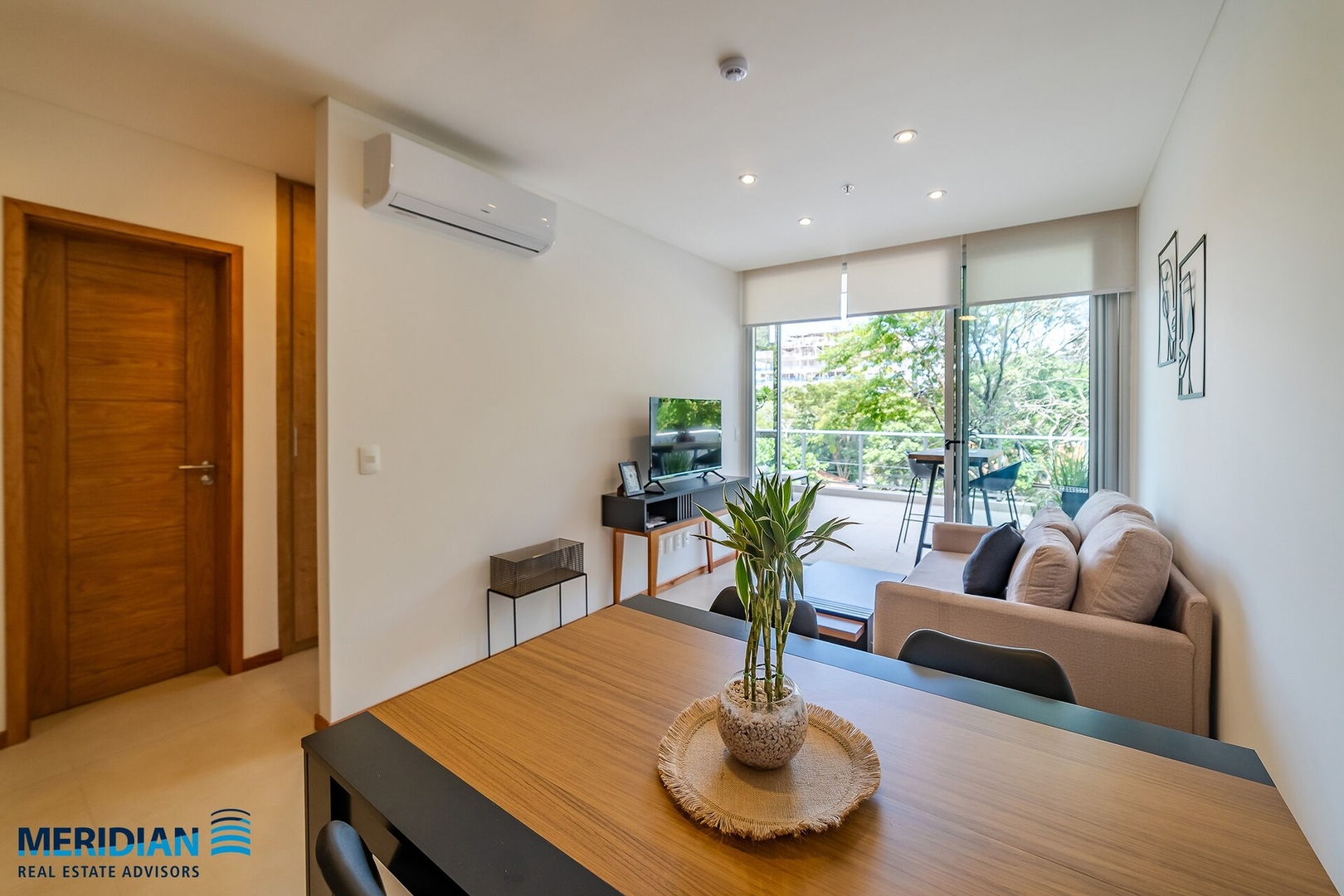  1 Meridian Executive Rentals