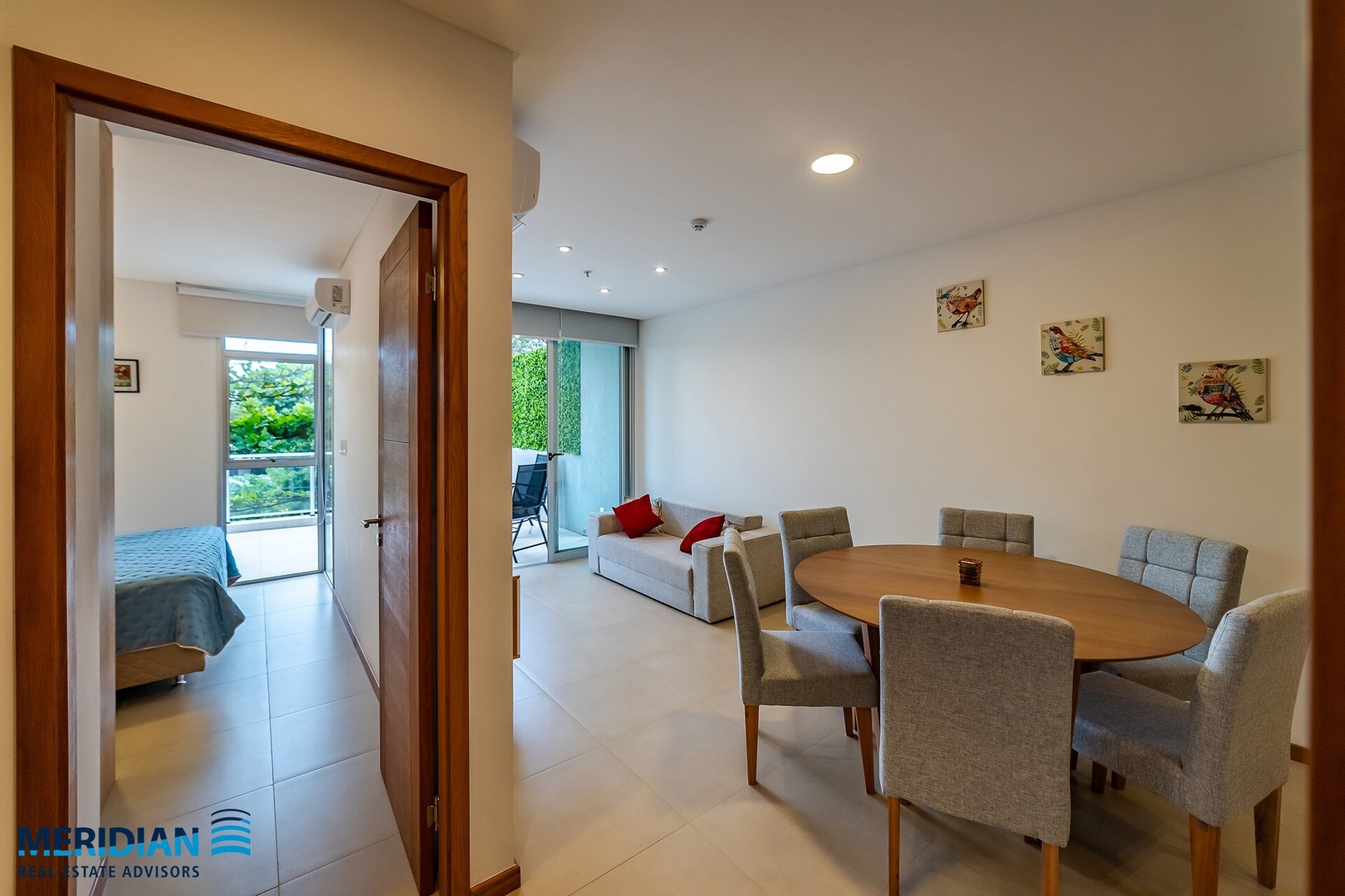  13 Meridian Executive Rentals