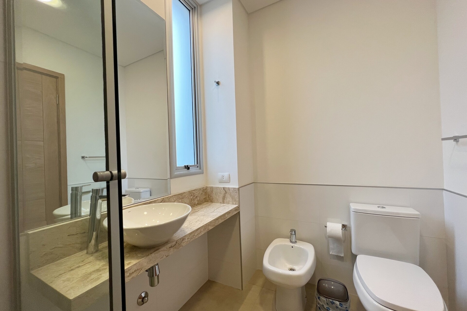 Edificio Boutique a pasos del Shopping del Sol! 11 Meridian Executive Rentals