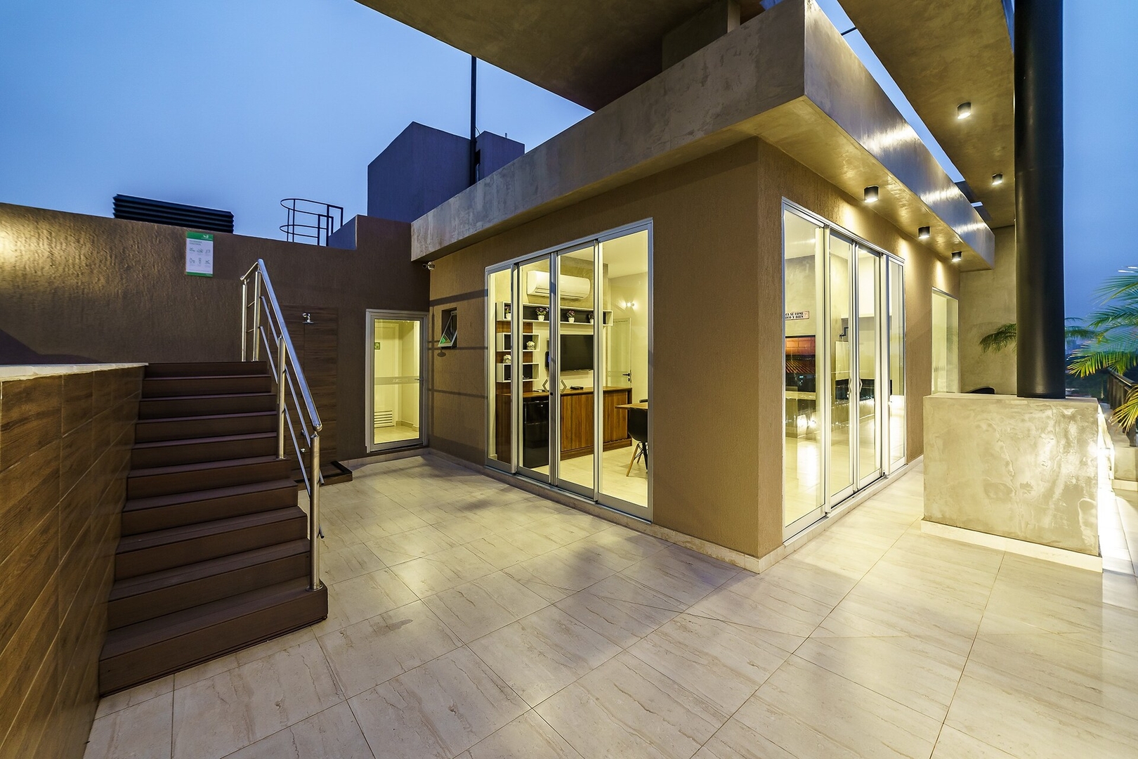  18 Meridian Executive Rentals