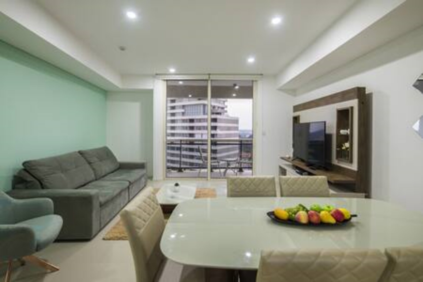 Servicios 5 estrellas y a pasos de todo! 15 Meridian Executive Rentals