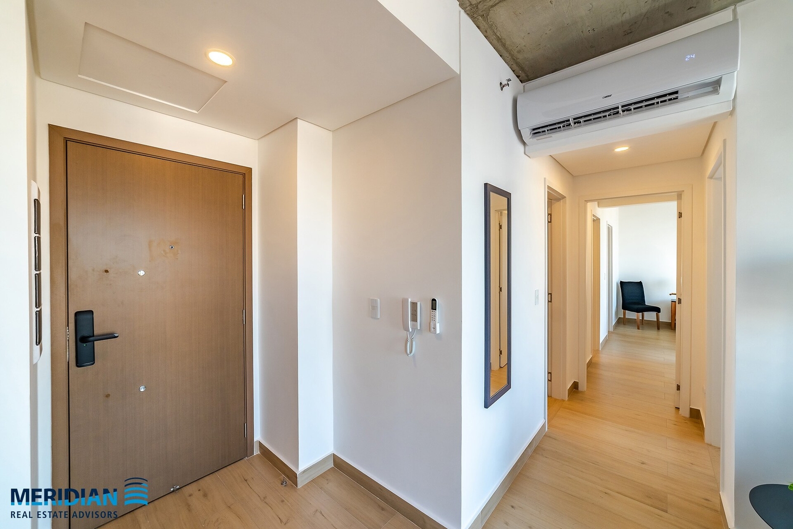 Dpto a estrenar a pasos del Shopping del Sol! 11 Meridian Executive Rentals