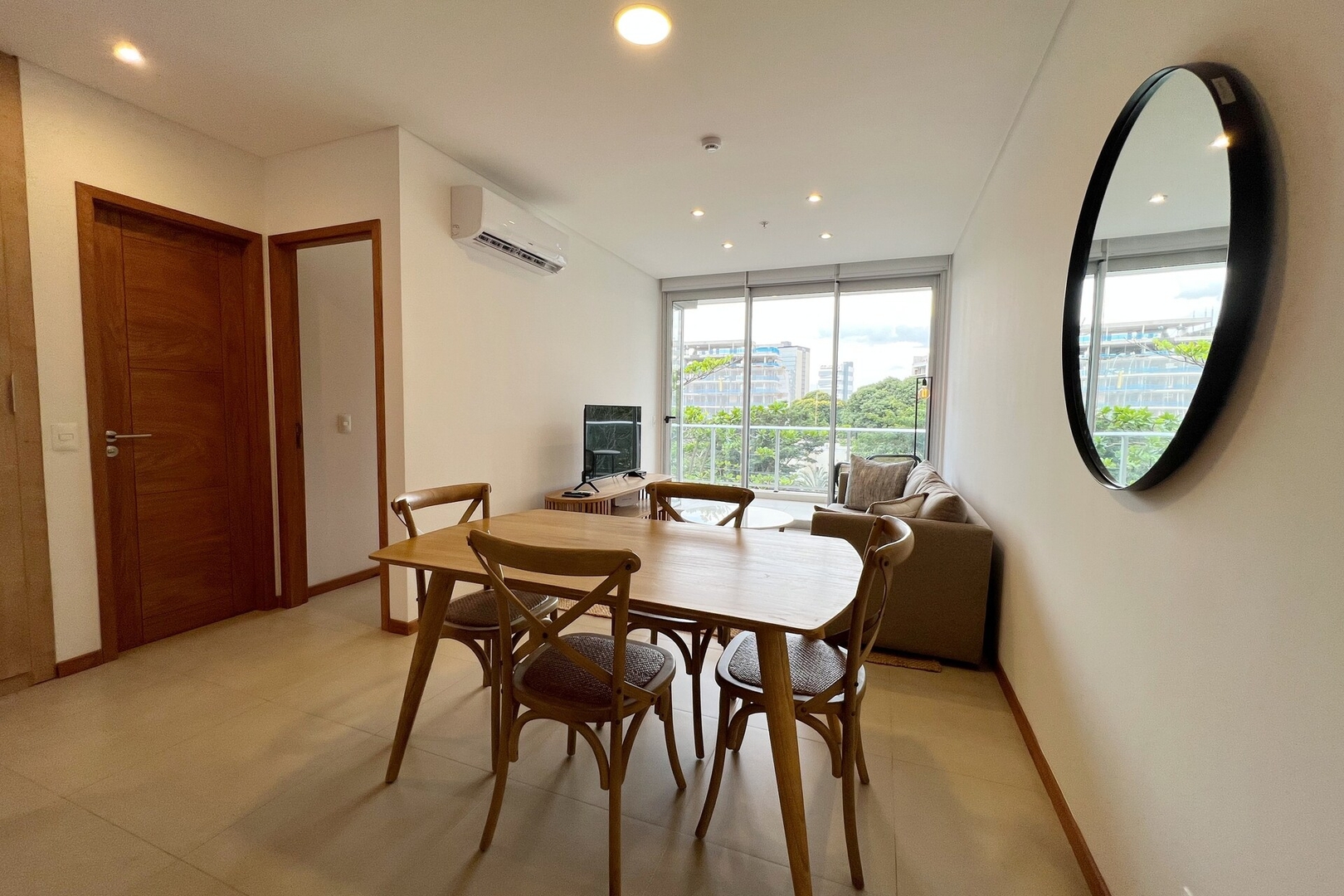 Edificio Boutique a pasos del Shopping del Sol! 10 Meridian Executive Rentals