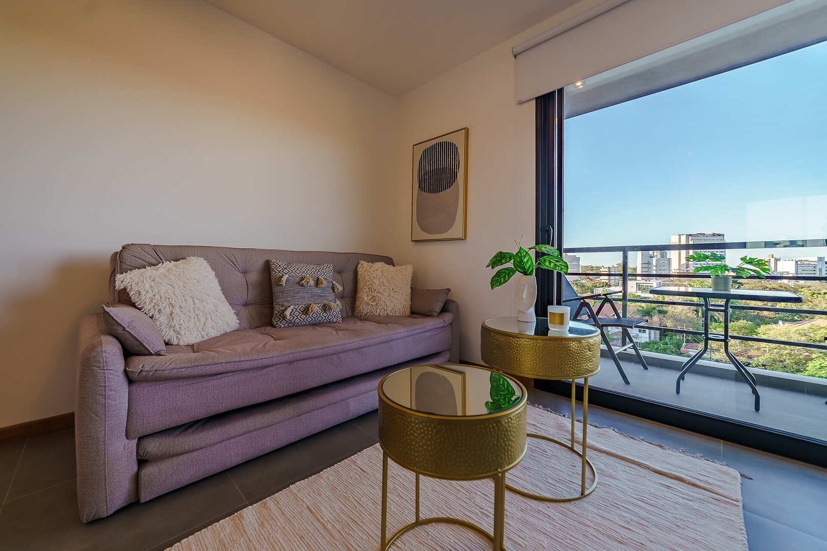  3 Meridian Executive Rentals