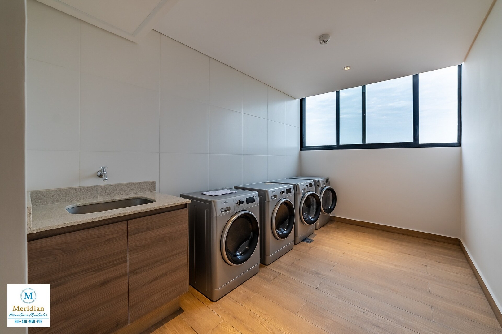 Villa Morra - ¡A pasos del Shopping y a Estrenar! 15 Meridian Executive Rentals