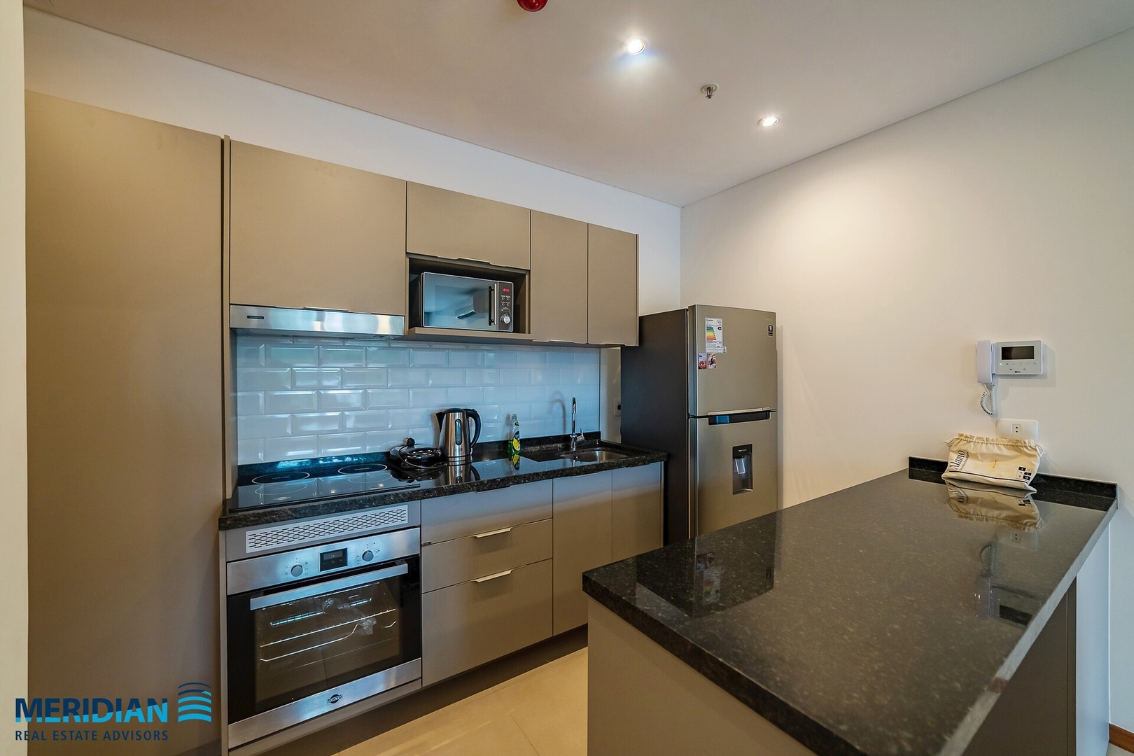  8 Meridian Executive Rentals