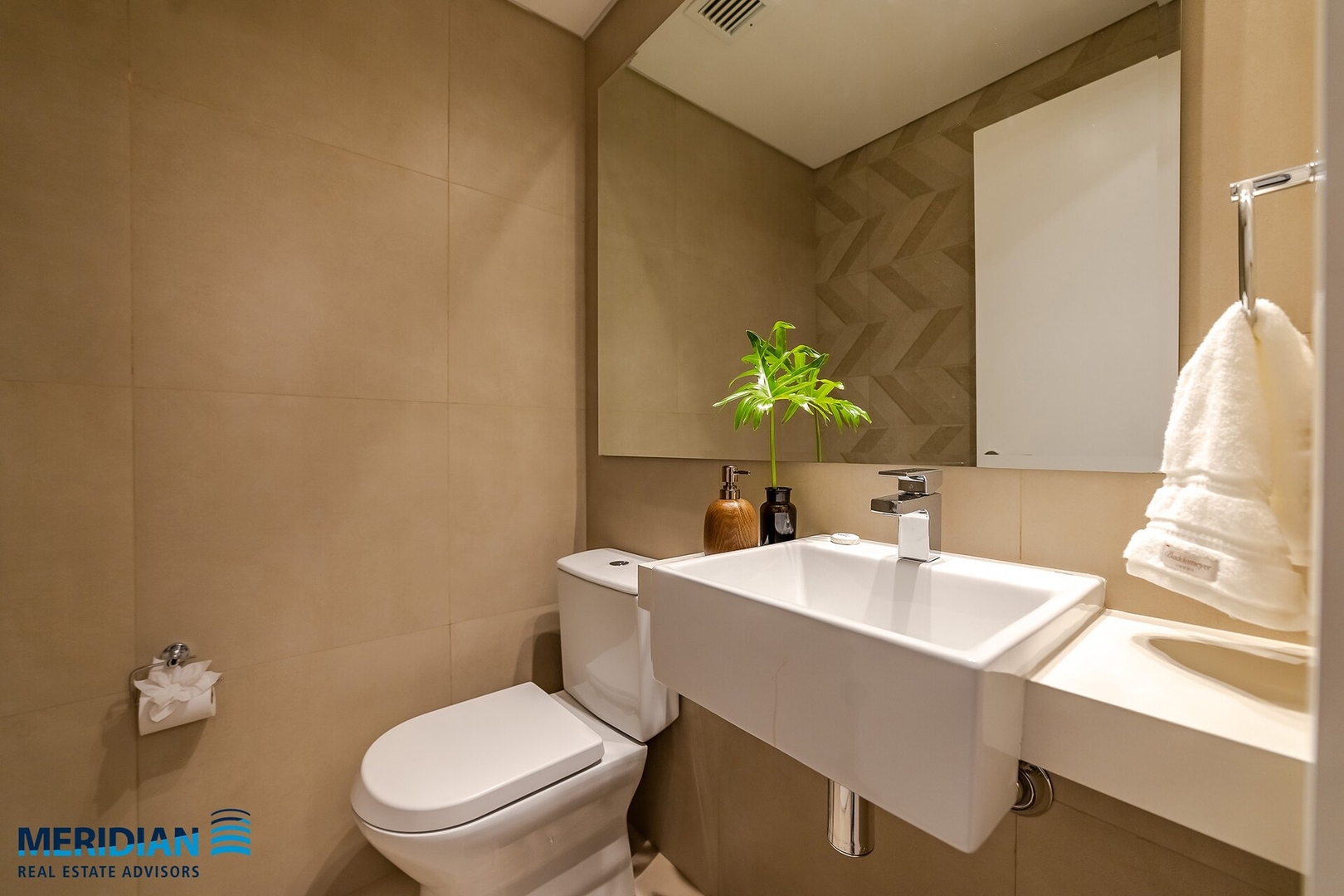  12 Meridian Executive Rentals