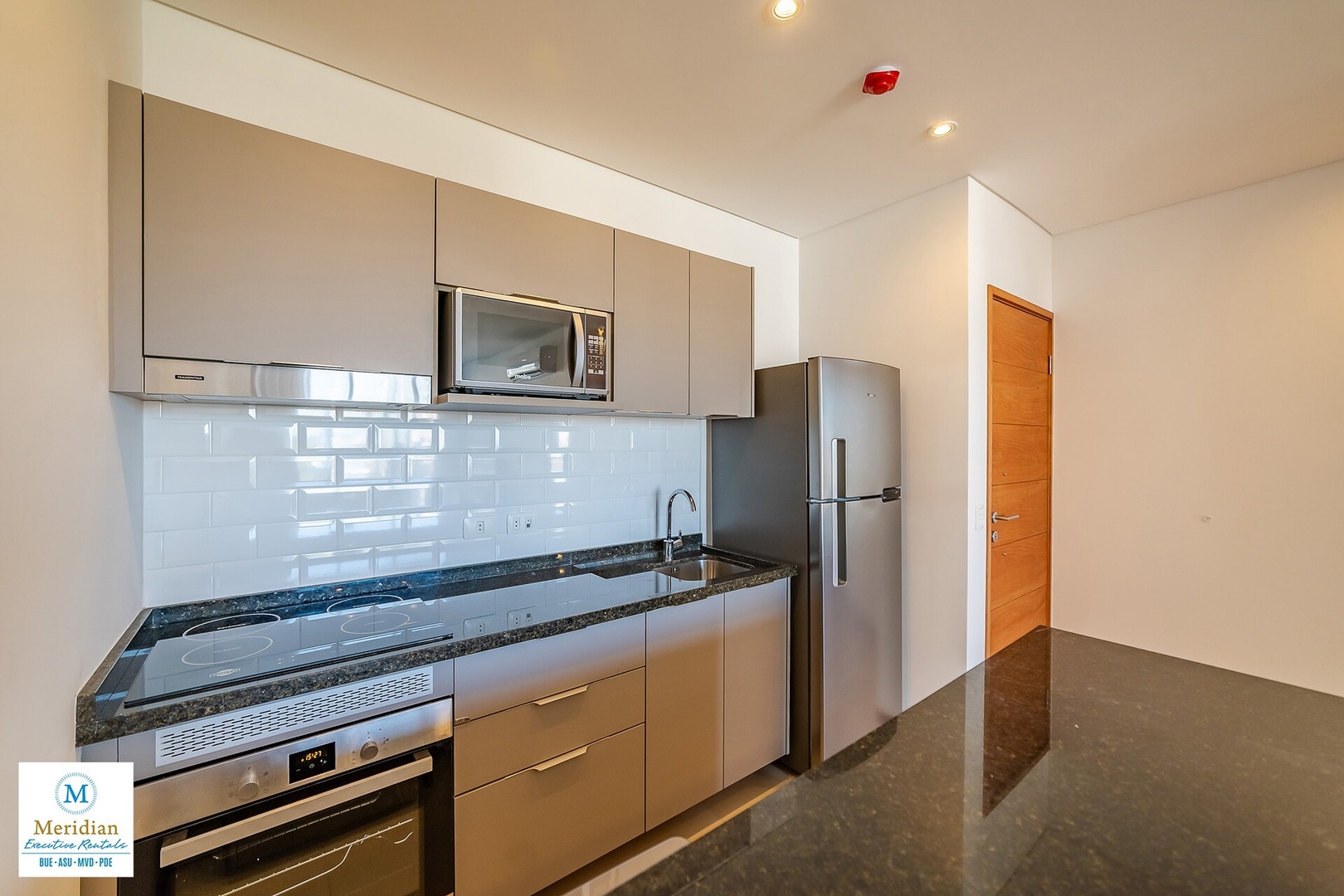  8 Meridian Executive Rentals