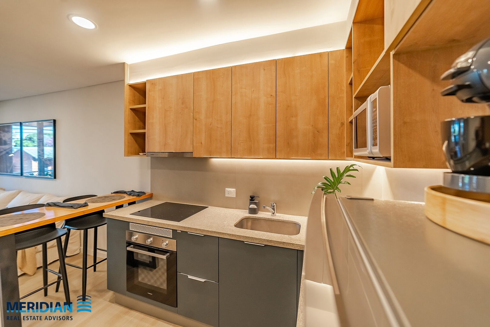  8 Meridian Executive Rentals