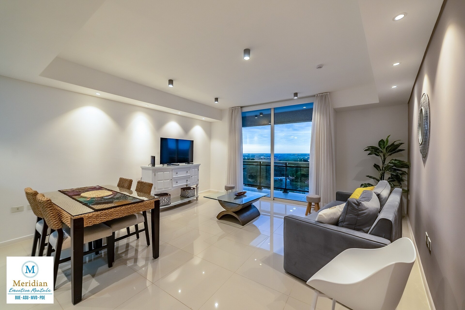  8 Meridian Executive Rentals