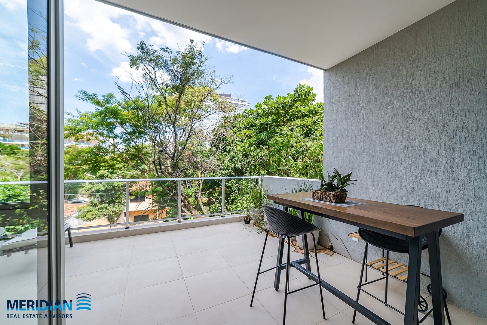  5 Meridian Executive Rentals