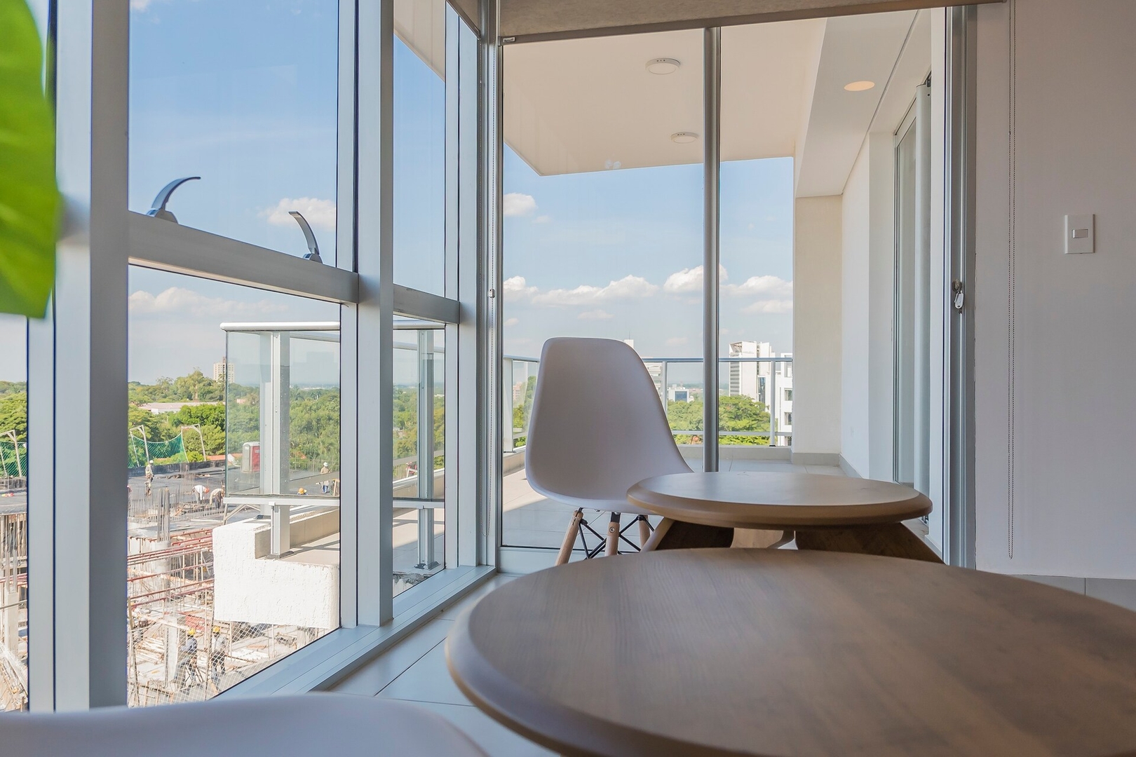  25 Meridian Executive Rentals