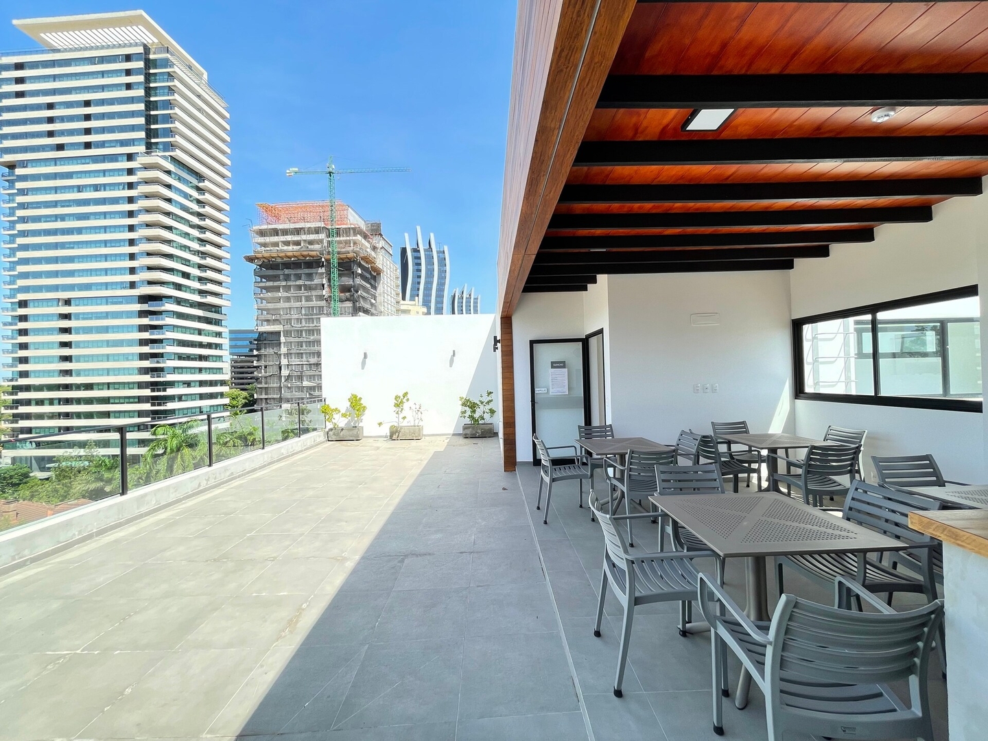 Paseo La Galería- 1 Dormitorio a Estrenar! 23 Meridian Executive Rentals