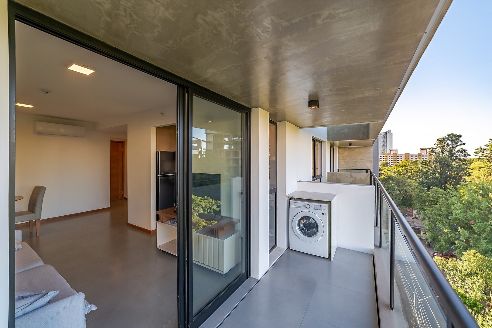  10 Meridian Executive Rentals