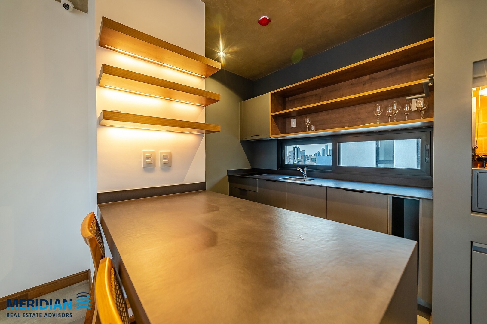  28 Meridian Executive Rentals