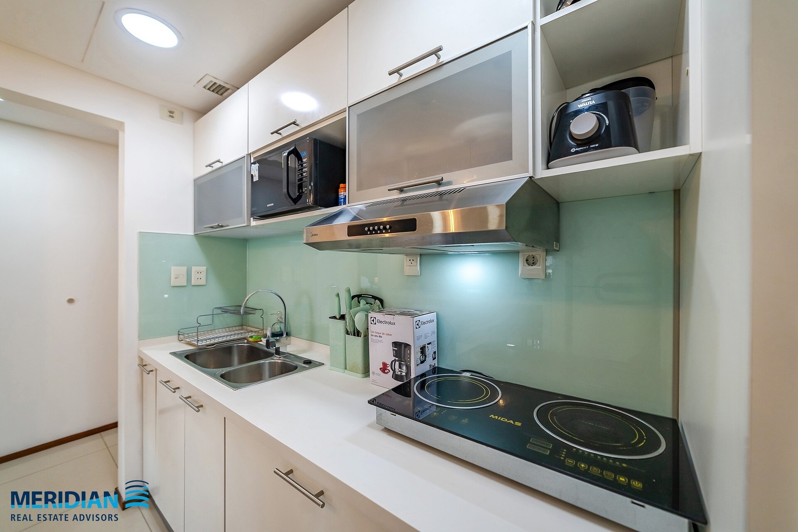 Lujoso departamento a estrenar, zona Shopping! 5 Meridian Executive Rentals