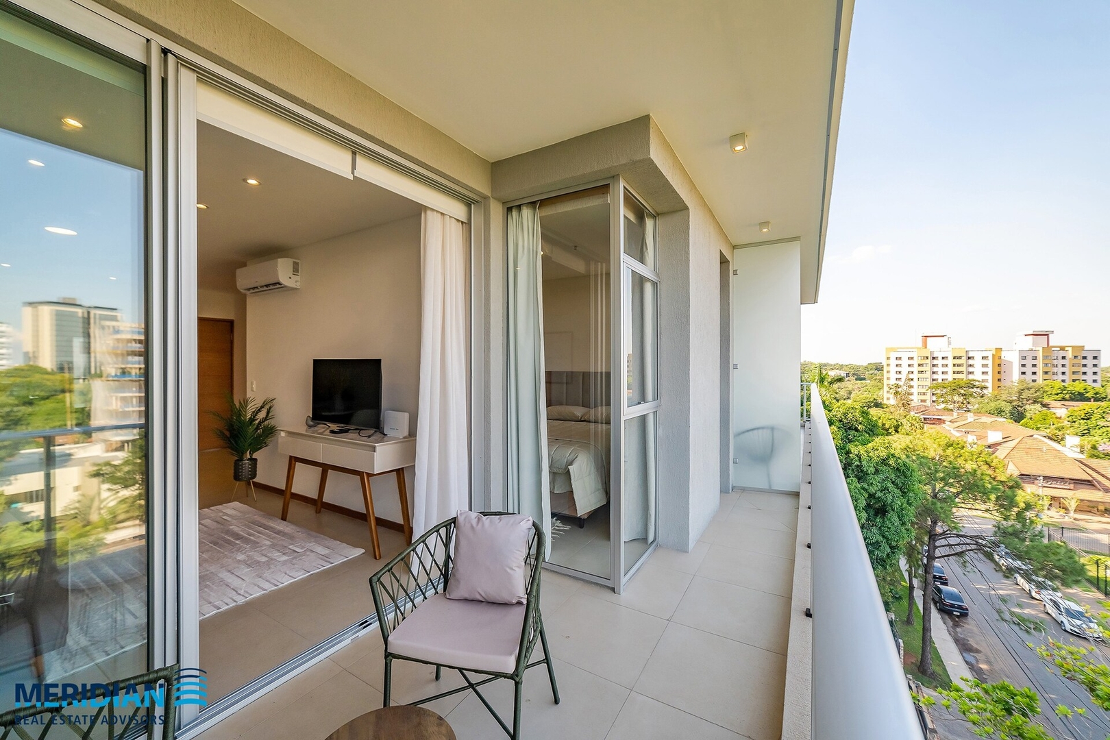 Edificio boutique. A pasos del Shopping del Sol! 4 Meridian Executive Rentals