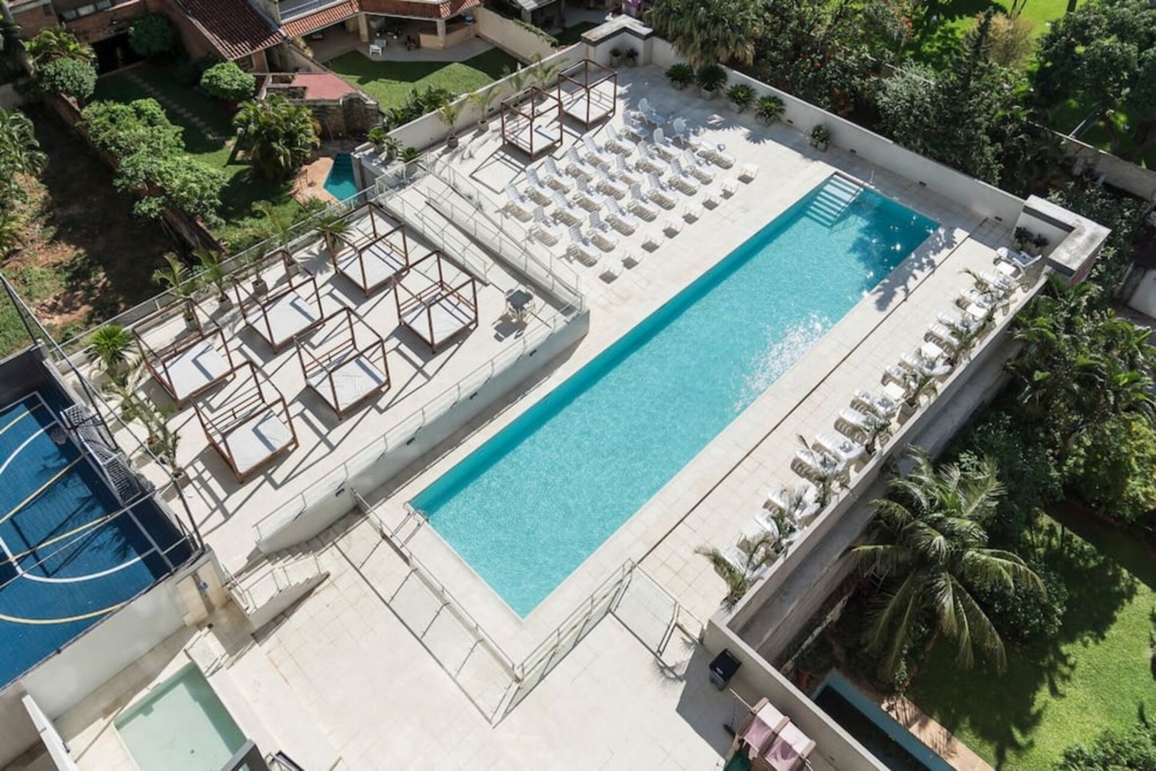 1006 - The Tower Stunning condo 19 Meridian Executive Rentals