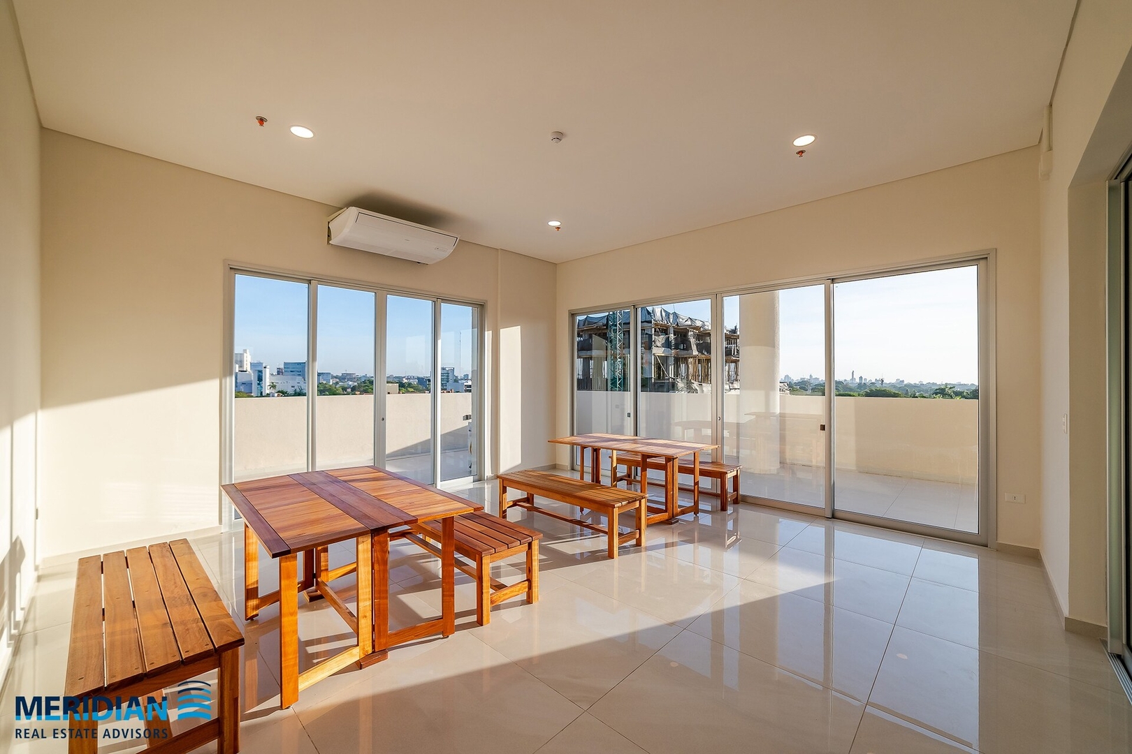  33 Meridian Executive Rentals