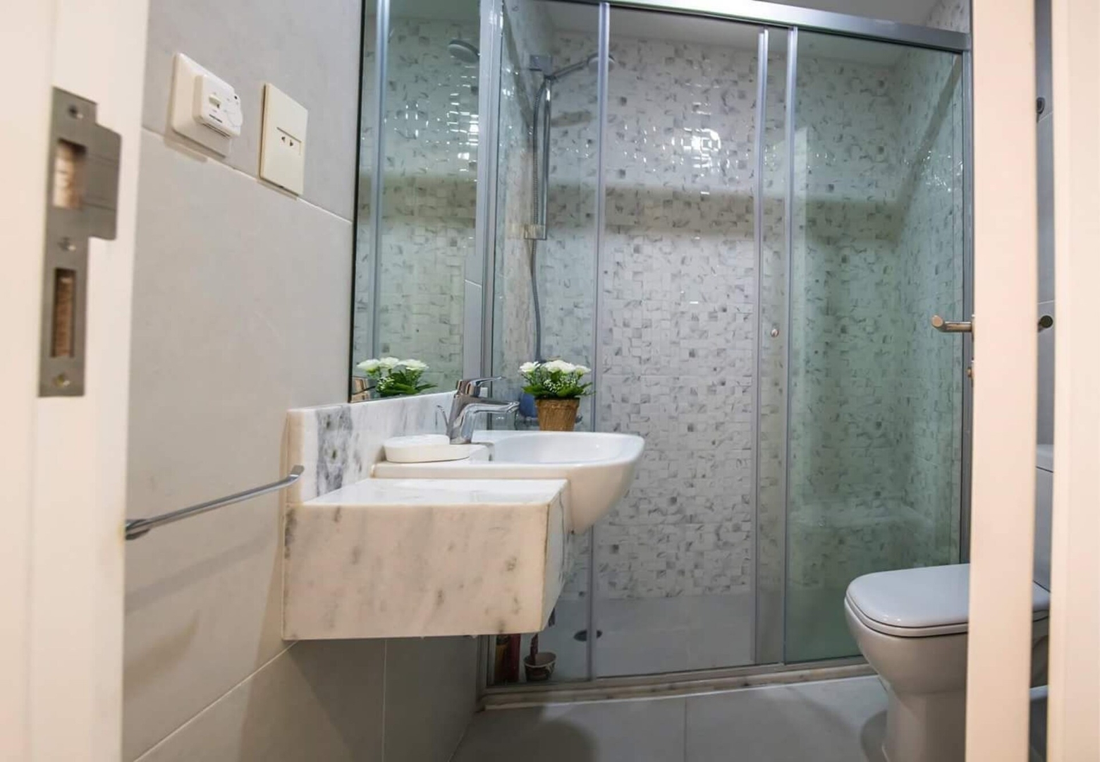 Luxury 2 Bedroom flat at The Tower! 8 Meridian Executive Rentals