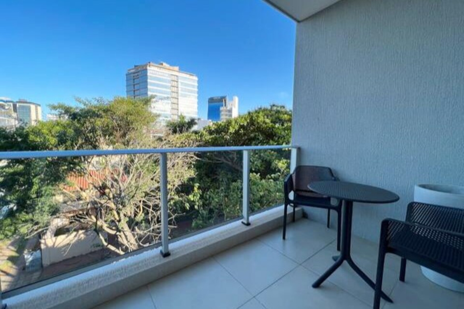 Great Studio 5 Meridian Executive Rentals