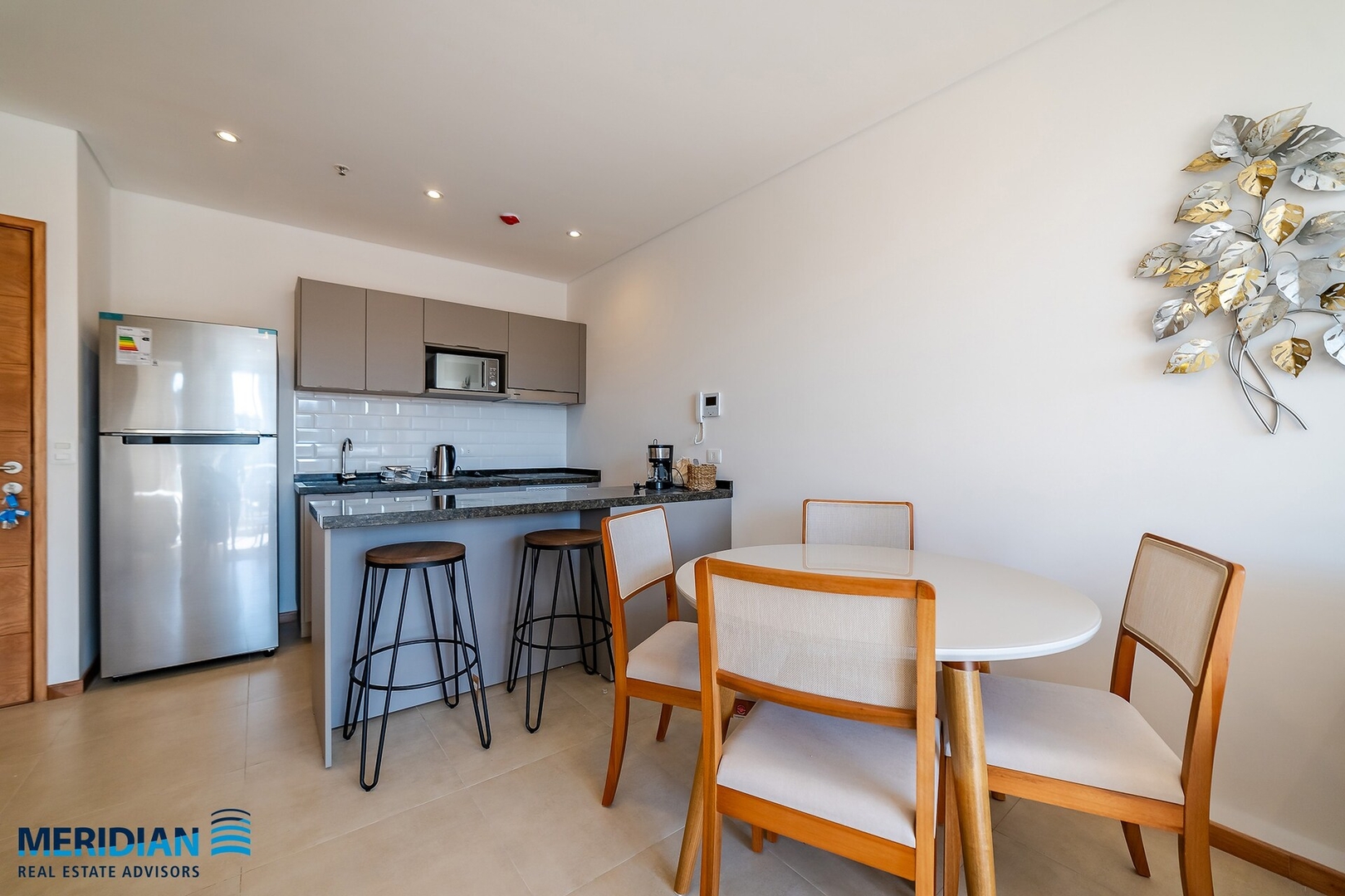  13 Meridian Executive Rentals