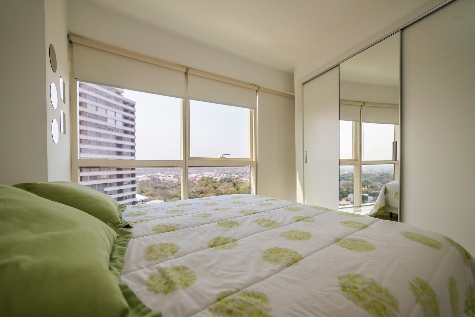 A pasos de los Shoppings y principales puntos! 7 Meridian Executive Rentals