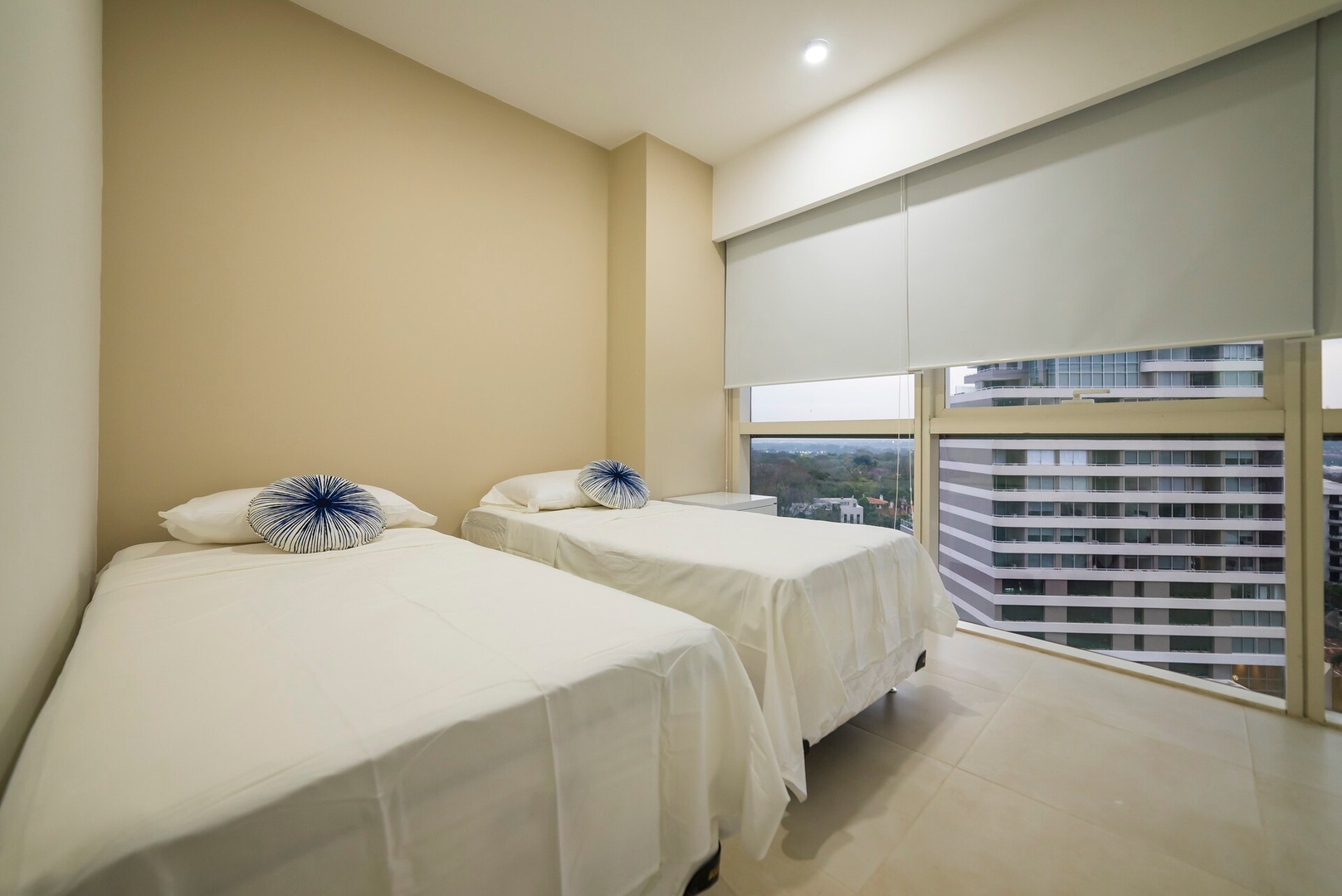 Avda. Sta Teresa para Exigentes! Torre de Lujo! 5* 16 Meridian Executive Rentals