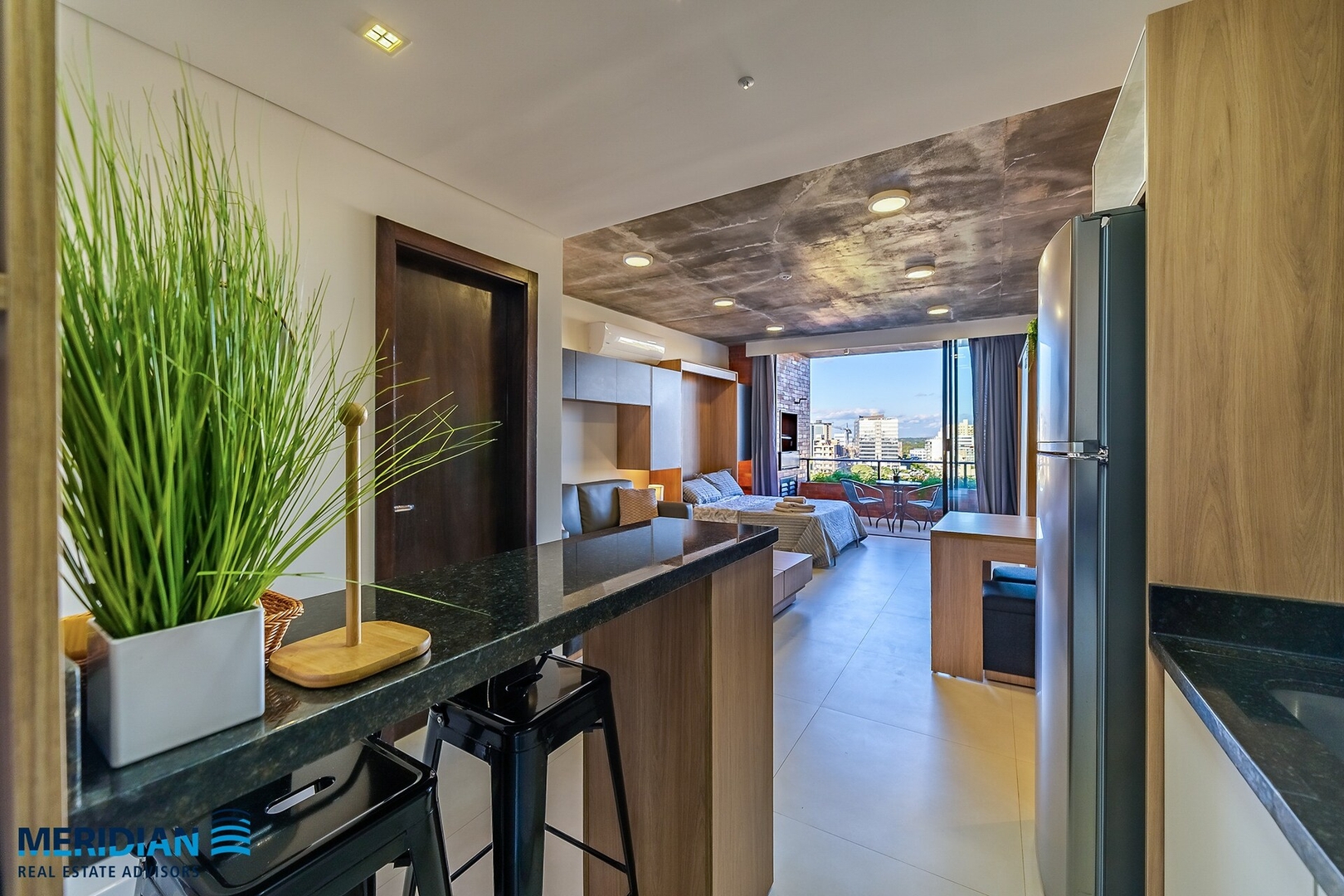 A pasos del Shopping del Sol! A estrenar! 6 Meridian Executive Rentals