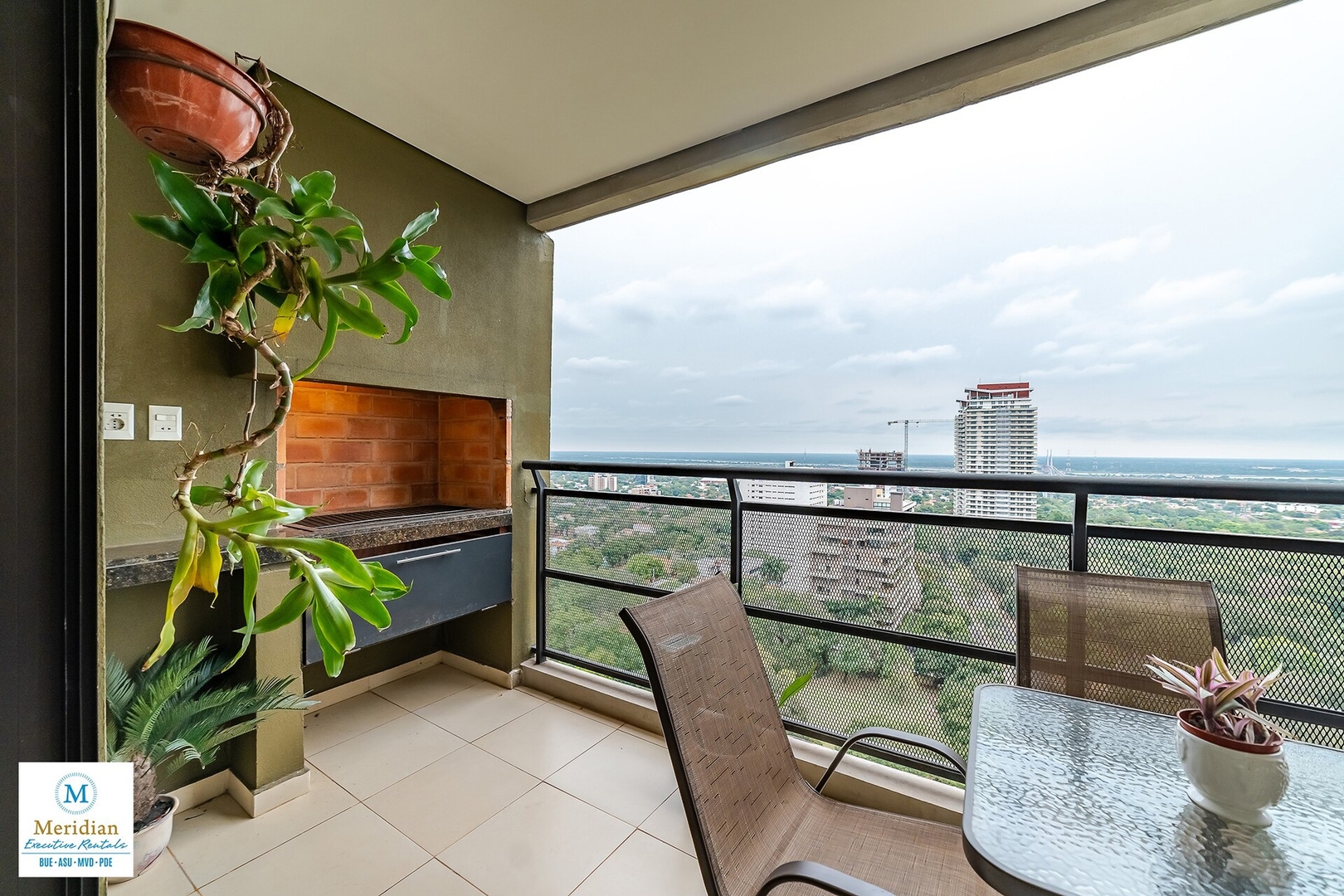  9 Meridian Executive Rentals