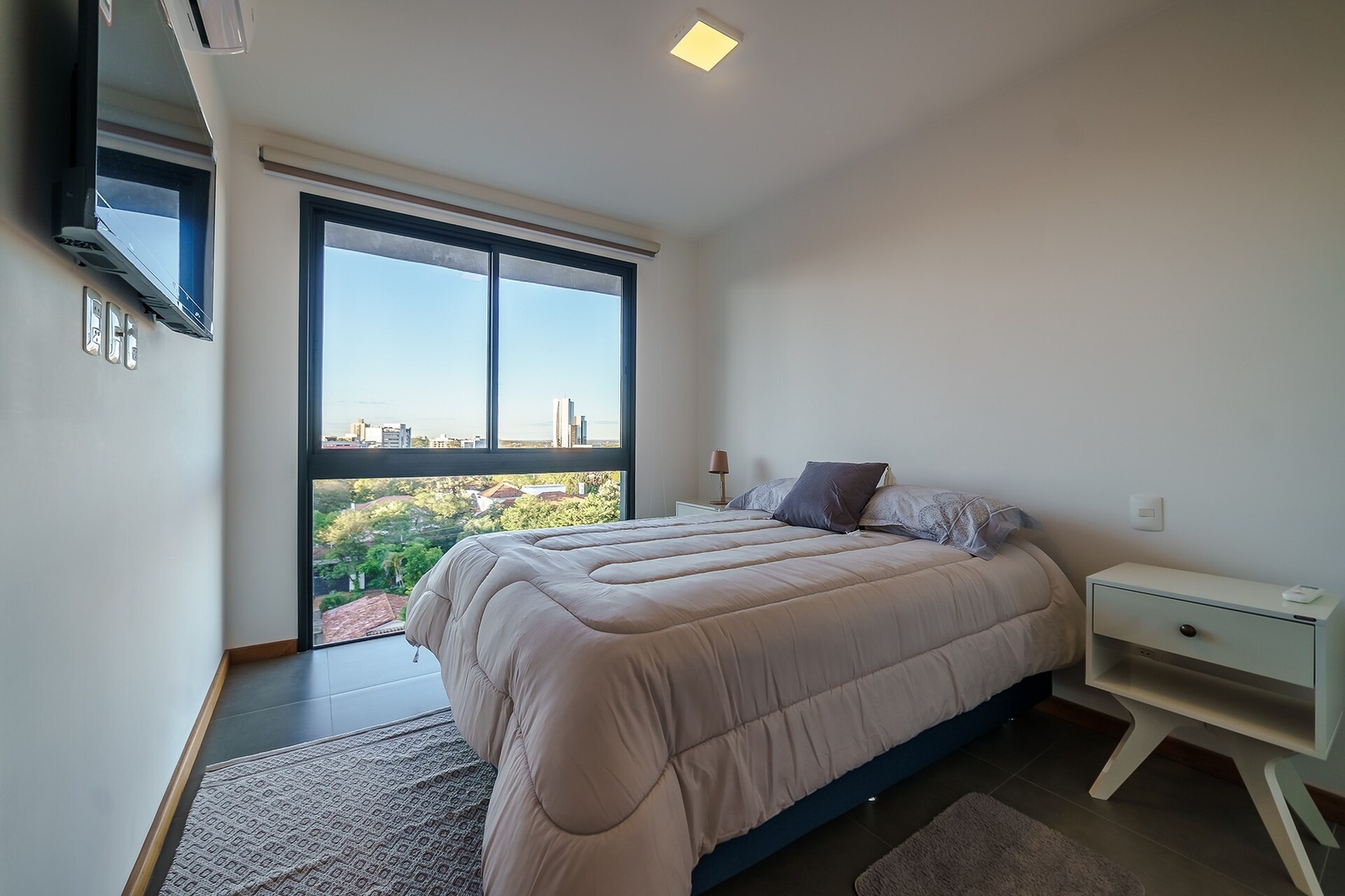  8 Meridian Executive Rentals