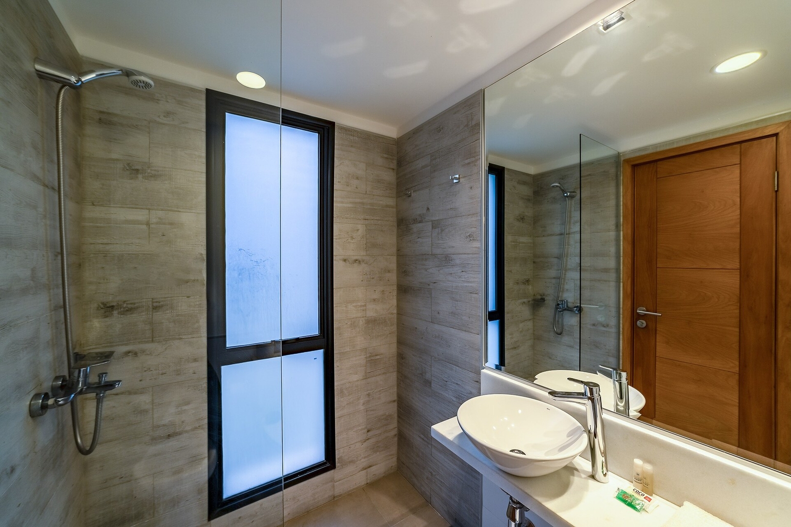 1 Dorm. A estrenar! A pasos de Shopping P/Galería. 11 Meridian Executive Rentals