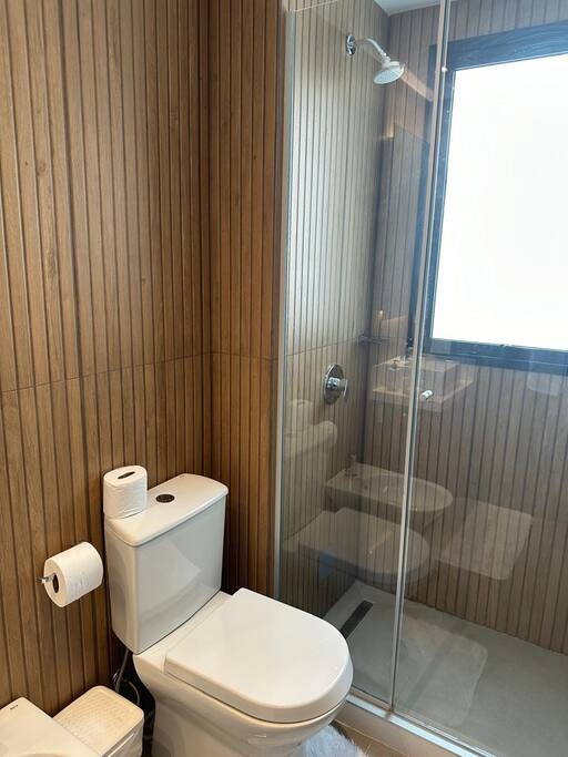 Alban. A pasos del shopping del Sol! 11 Meridian Executive Rentals