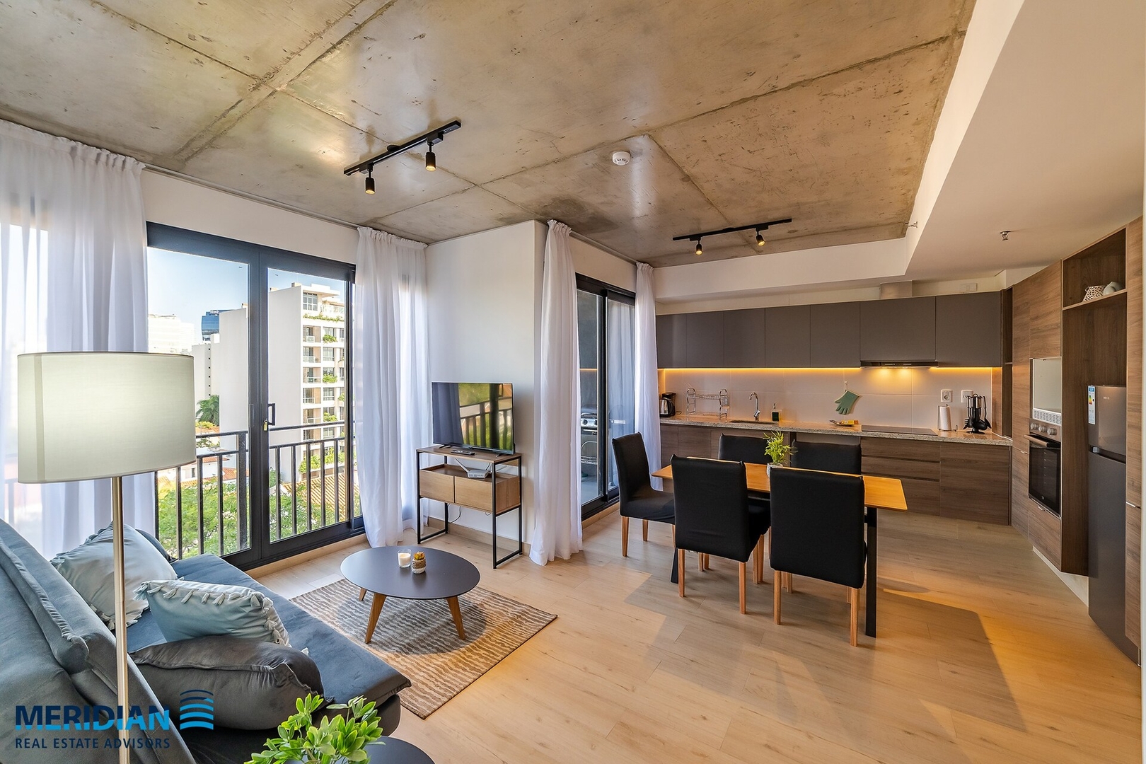 Dpto a estrenar a pasos del Shopping del Sol! 5 Meridian Executive Rentals