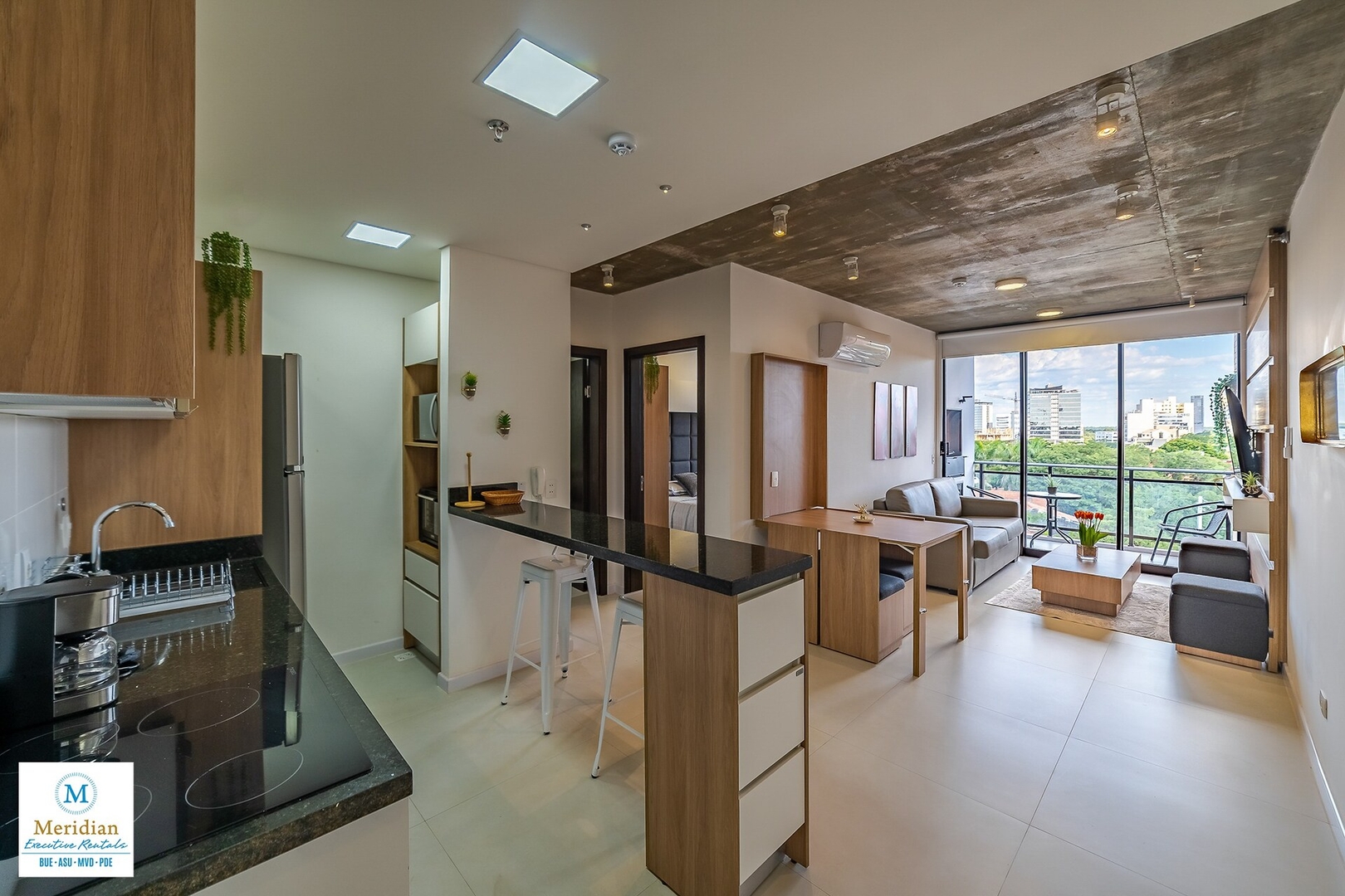 ¡Zona Shopping del Sol! ¡Nuevo! ¡High Speed WiFi! 8 Meridian Executive Rentals