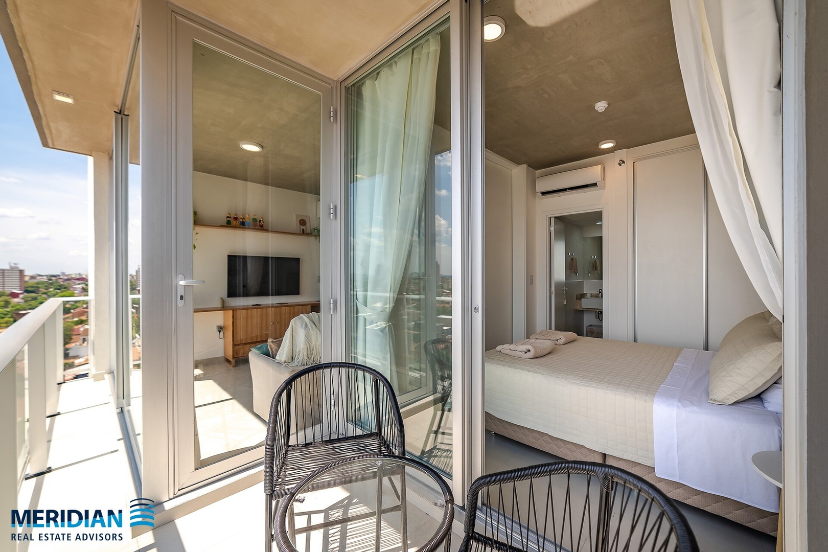 ¡A pasos del Centro con increíbles vistas! 5* 22 Meridian Executive Rentals