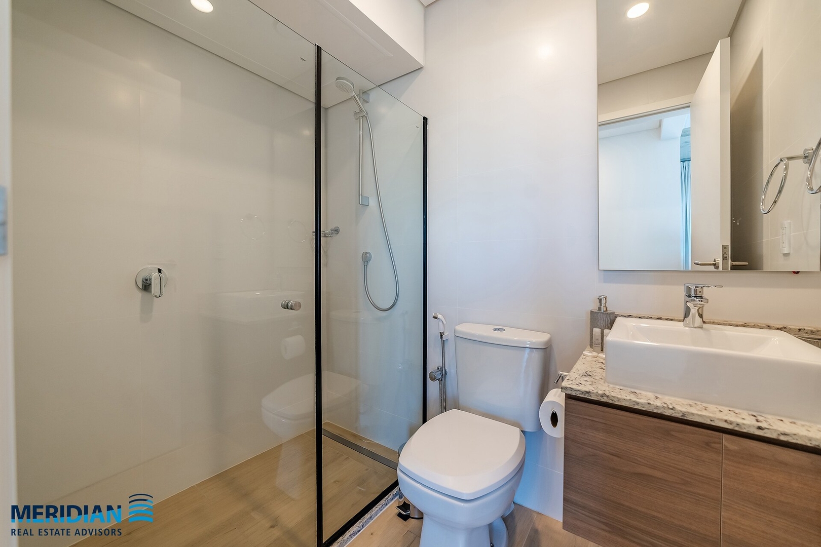 Dpto a estrenar a pasos del Shopping del Sol! 19 Meridian Executive Rentals