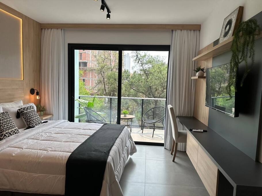  11 Meridian Executive Rentals